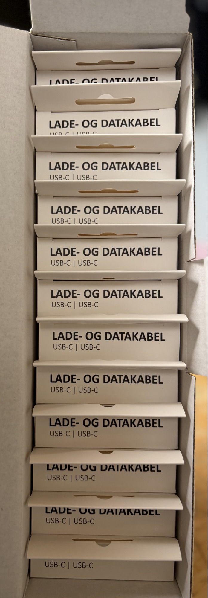 Ladari C-C